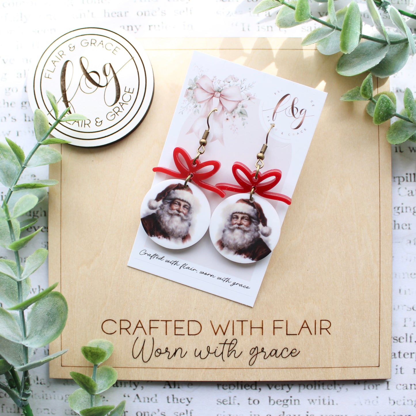 IN STOCK Christmas Earrings: Vintage Santa printed on round acrylic with bow