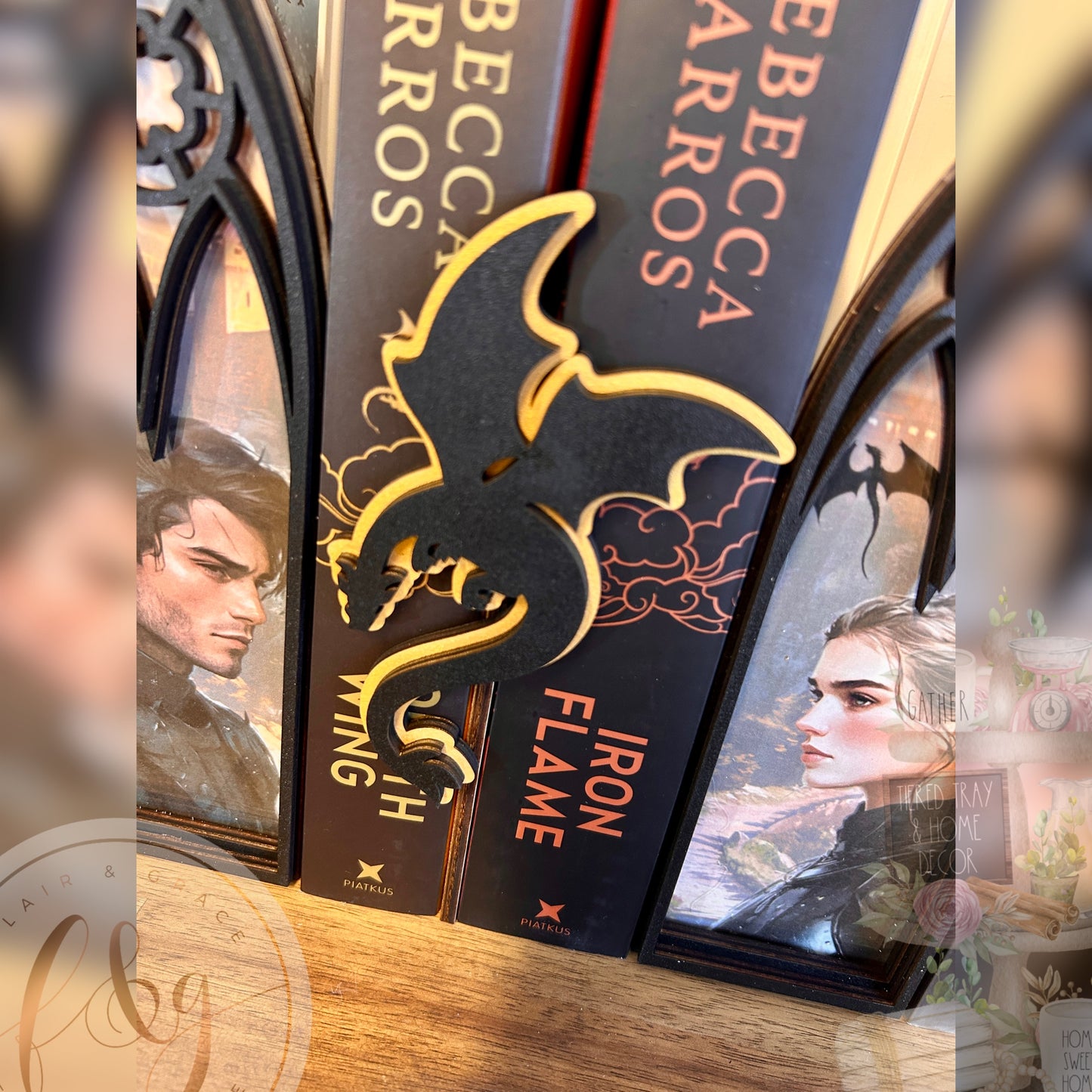 Dragon Bookshelf Insert
