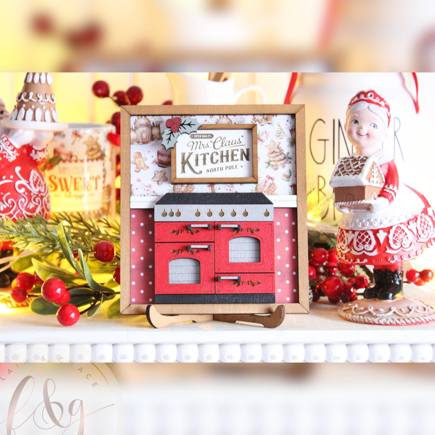 Mrs Claus’ Sweet Shoppe Collection - Vintage Oven