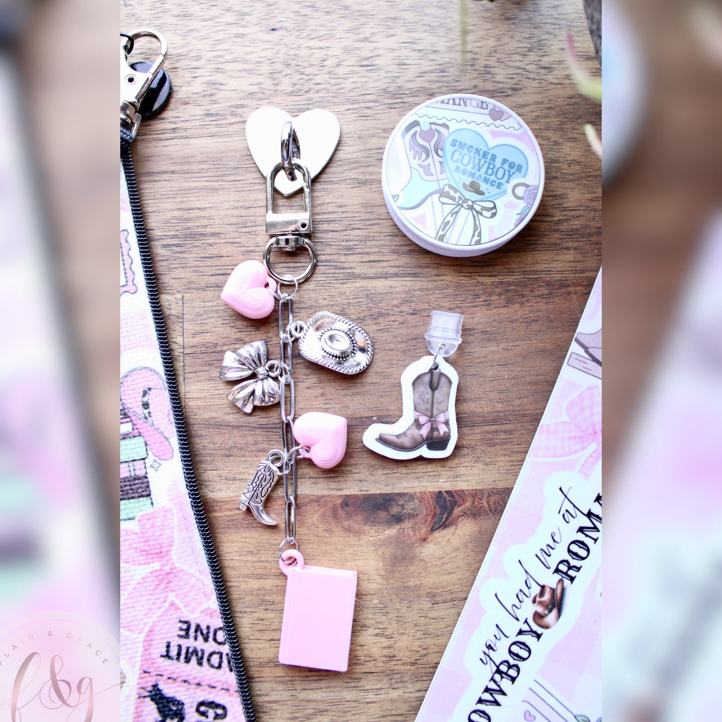 Cowboy Romance Pop Socket / Grip