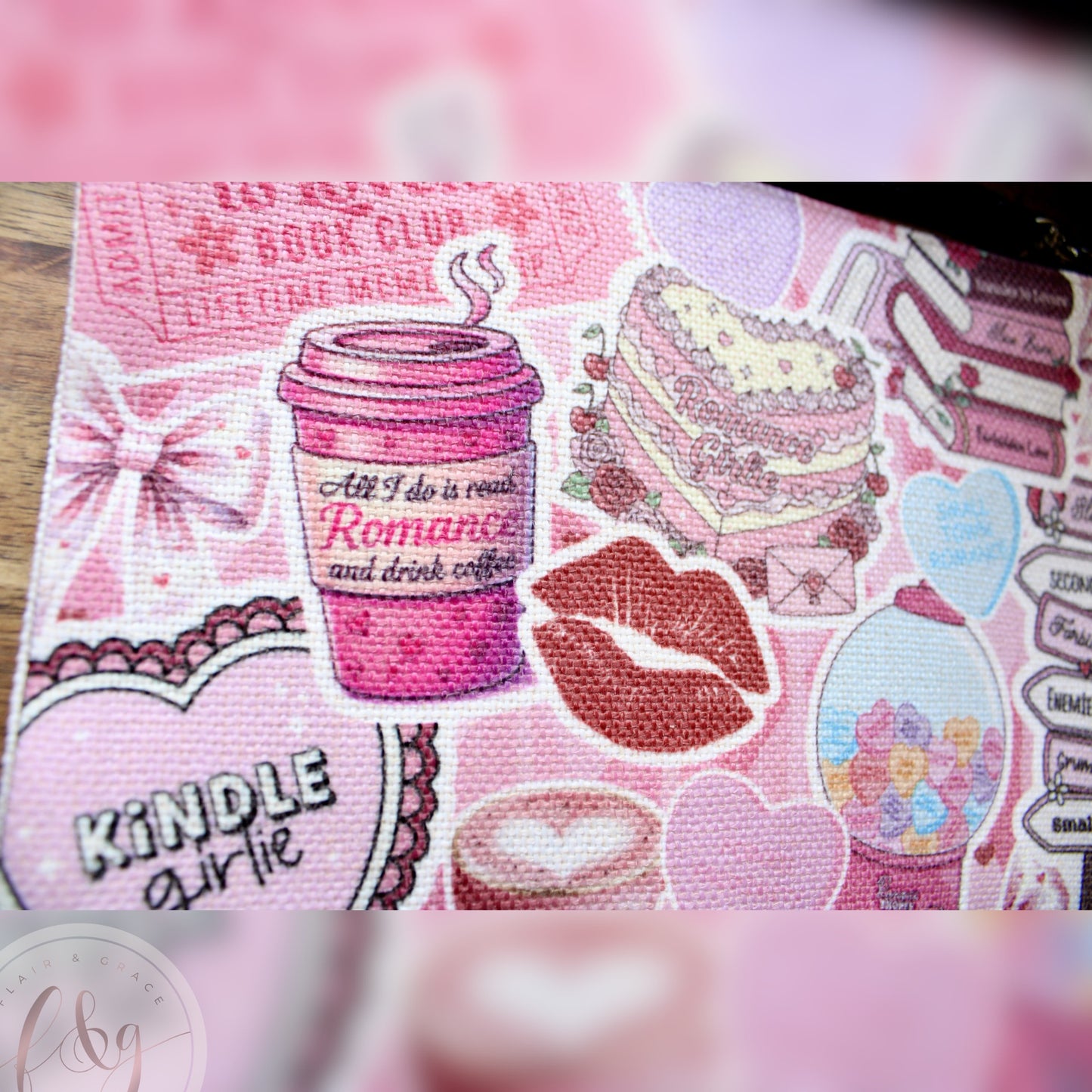 Romance Pouch / Sleeve